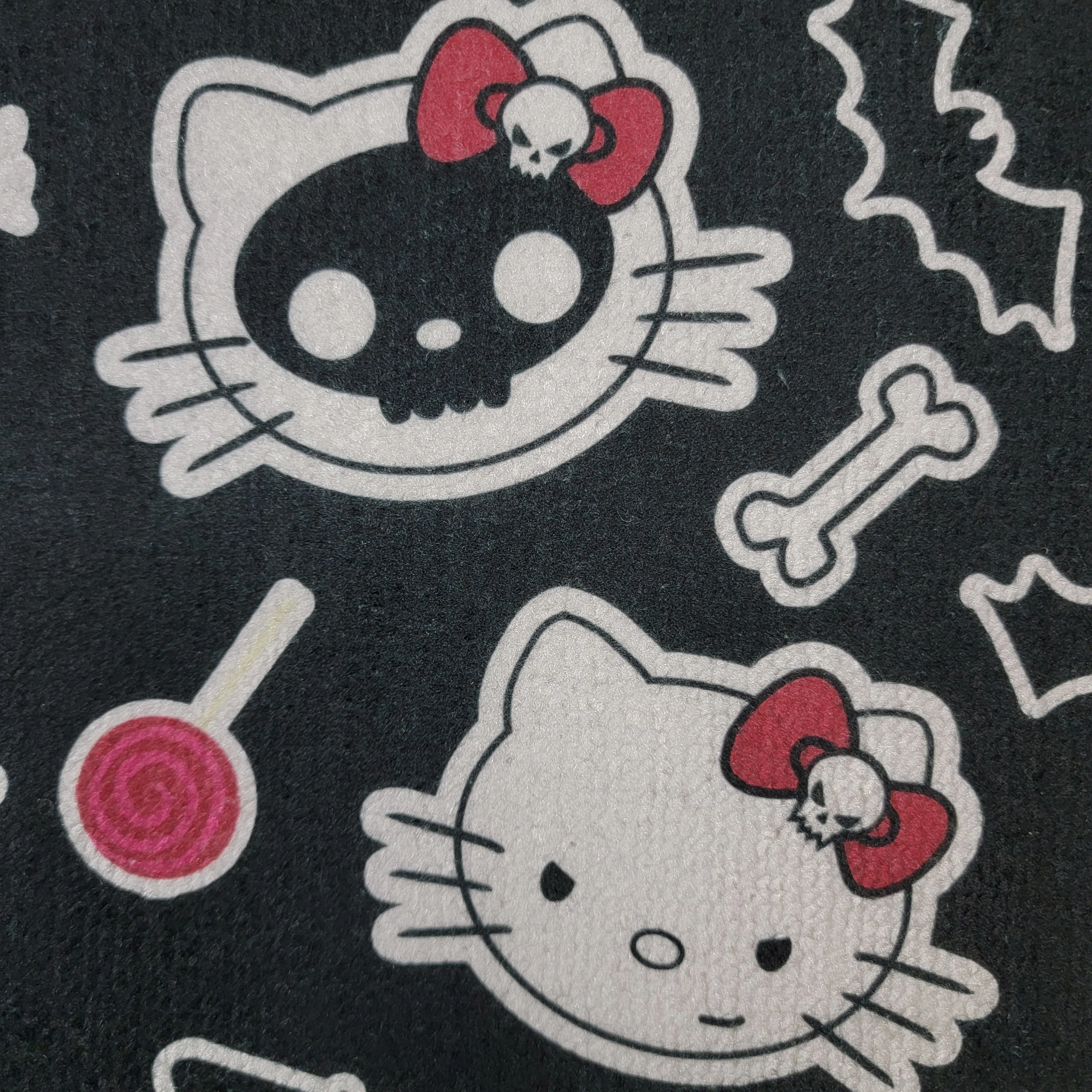 Hello KILLy Large Mat - Black