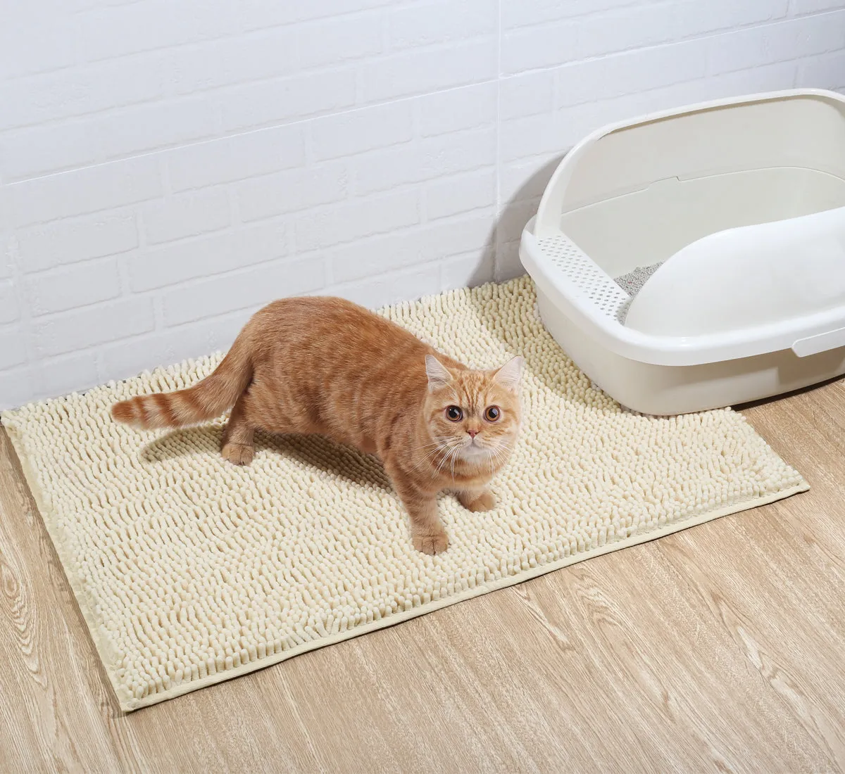 Vivaglory 3D Design Microfiber Cat Litter Mats Trap All Kind of Litter, 31"× 20" or 35"× 25" Large Litter Mat with Waterproof Back, Super Soft to Walk on, Machine Washable